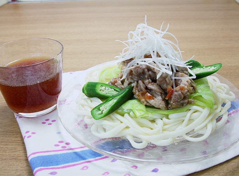 梅蒸し豚の冷うどん 和風 本みりんレシピ 全国味淋協会